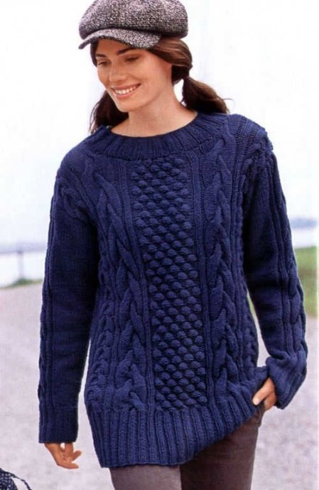 ​Knit Pullover with Huge Pattern
