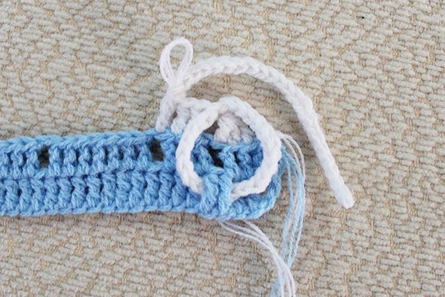 ​Crochet Interlaced Cords Stitch