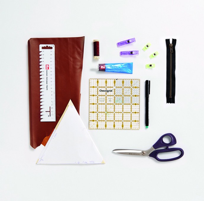 Stylish Triangle Leather Bag Stylish Triangle Leather Bag