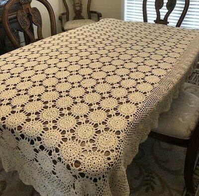 Inspiration. Crochet Table Cloths.