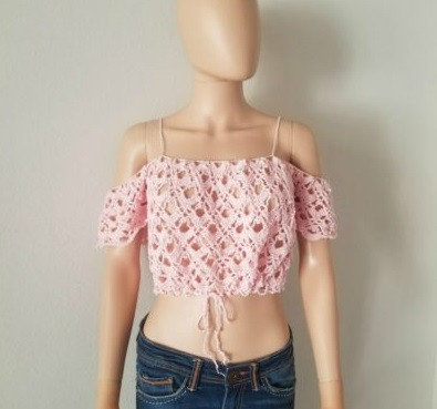 Helping our users. ​Crochet Crop Top.