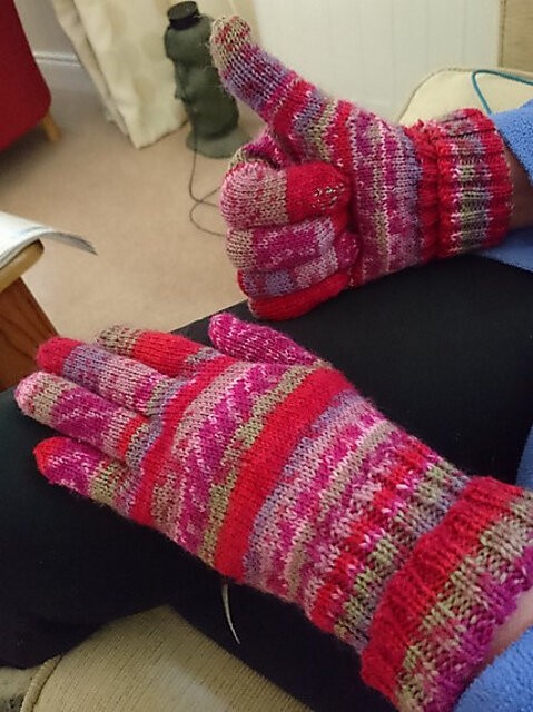 Inspiration. Knit Gloves.