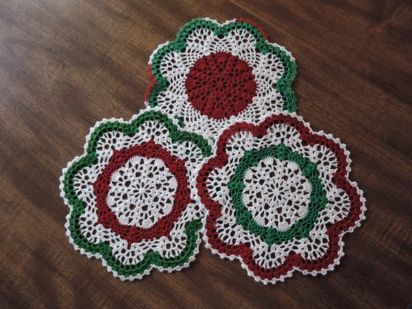 Inspiration. Crochet Christmas Doilies.