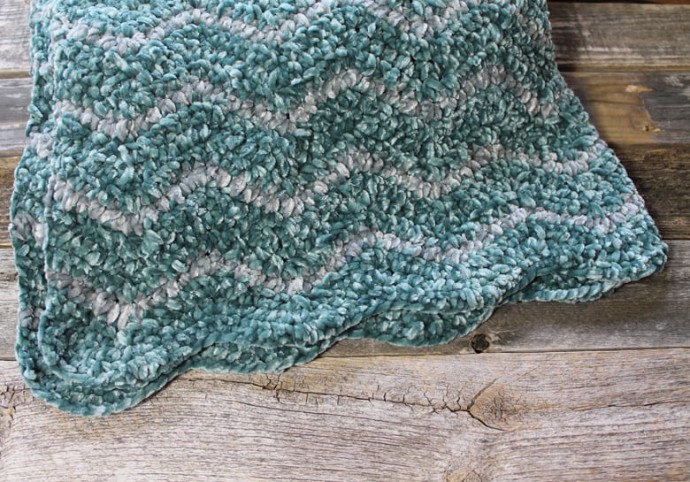 Helping our users. Chunky Velvet Crochet Blanket. Helping our users. Chunky Velvet Crochet Blanket.