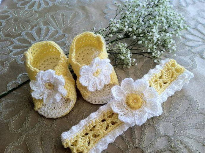 Inspiration. Crochet Baby Sandals.