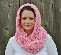 Pink Crochet Cowl