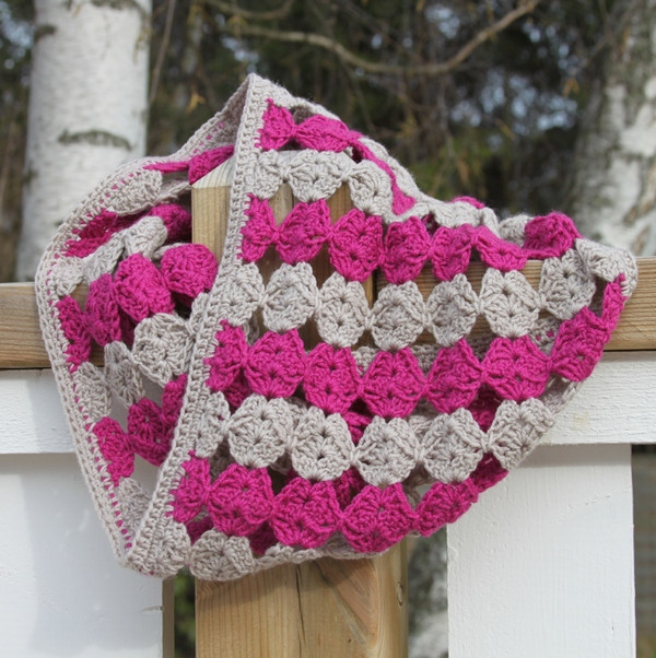 ​Relief Crochet Cowl