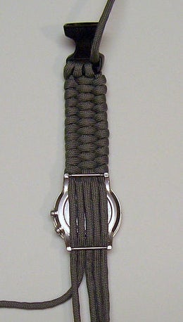 Step-by-Step Guide to Creating a Paracord Watchband for Ultimate Style Step-by-Step Guide to Creating a Paracord Watchband for Ultimate Style