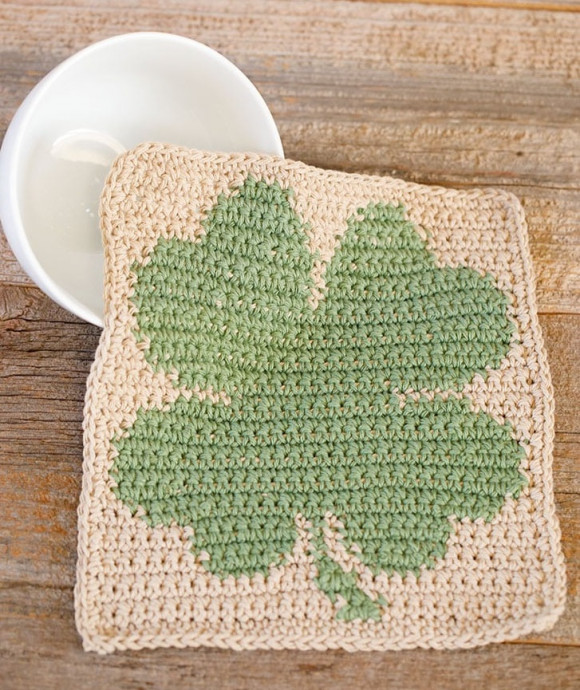 Helping our users. ​Crochet Clover Dishcloth.