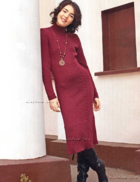 Complete Knitting Instructions for a Stylish Burgundy Sweater Using Vita Saphire Yarn