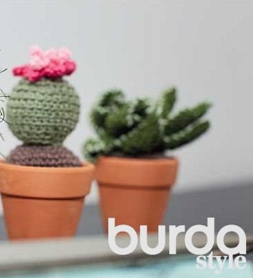 ​Crochet Cactus with Flower