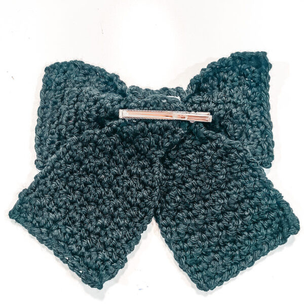 Complete Guide to Crafting a Beautiful Crochet Bow with Alligator Clip