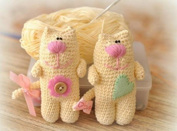 Complete Guide to Crafting with 100% Acrylic Yarn: Step-by-Step Instructions for Crochet Projects Complete Guide to Crafting with 100% Acrylic Yarn: Step-by-Step Instructions for Crochet Projects
