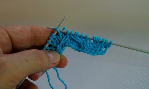 ​Turkish Braid Knit Stitch