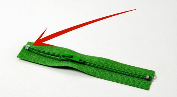 ​Hand-Made Short Zipper