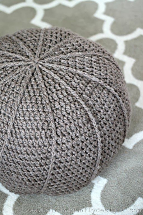 Inspiration. Crochet Poufs.