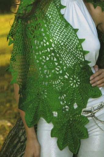 ​Crochet Shawl with Leaves Motifs