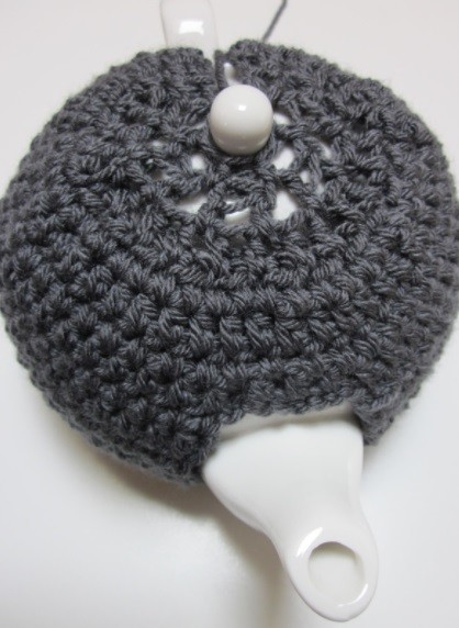 Helping our users. Crochet Teapot Cover with Roses. Helping our users. Crochet Teapot Cover with Roses.