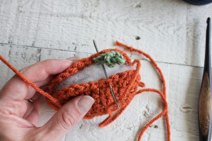 ​Crochet Pumpkin Garland