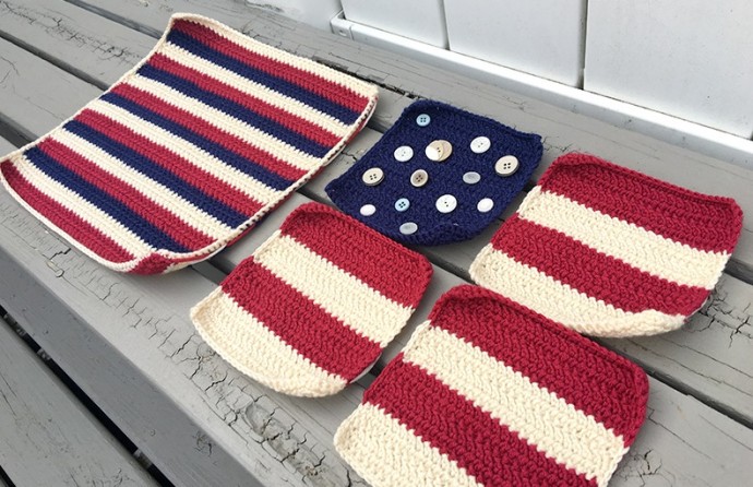 ​Crochet American Flag Pillow Cover