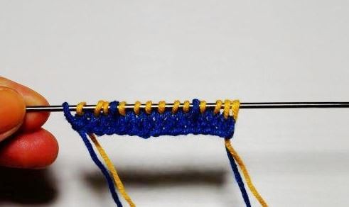 Two-Colored Fir-Trees Knit Stitch Two-Colored Fir-Trees Knit Stitch