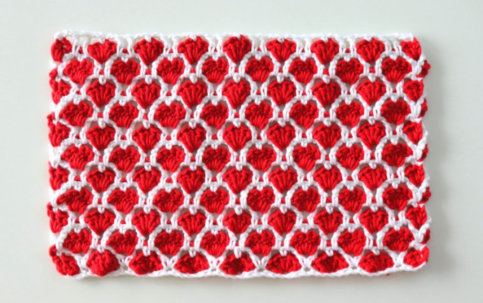 Step-by-Step Crochet Pattern to Create a Beautiful Textured Fabric with Red and White Colors Step-by-Step Crochet Pattern to Create a Beautiful Textured Fabric with Red and White Colors