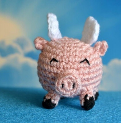 Helping our users. ​Crochet Pig with Wings.