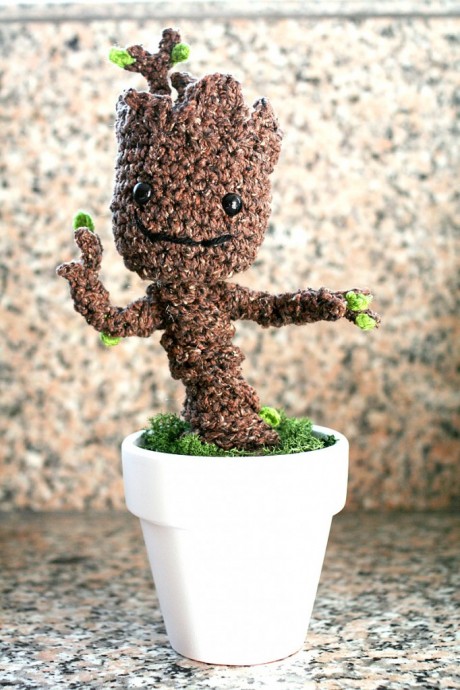 Helping our users. ​Crochet Baby Groot.