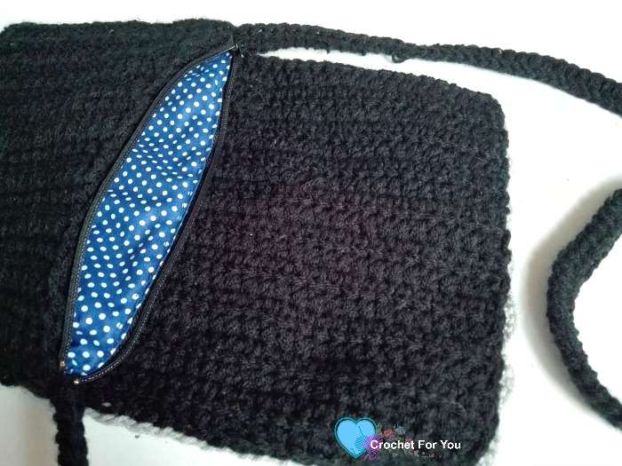 Piyumi's Crossbody Crochet Bag Piyumi's Crossbody Crochet Bag
