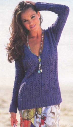 ​Knit Pullover with V-Shape Neck-hole