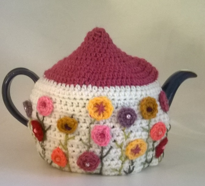 Complete Guide to Creating a Beautiful Crochet Teapot Cosy with Dotty Little Flowers Complete Guide to Creating a Beautiful Crochet Teapot Cosy with Dotty Little Flowers