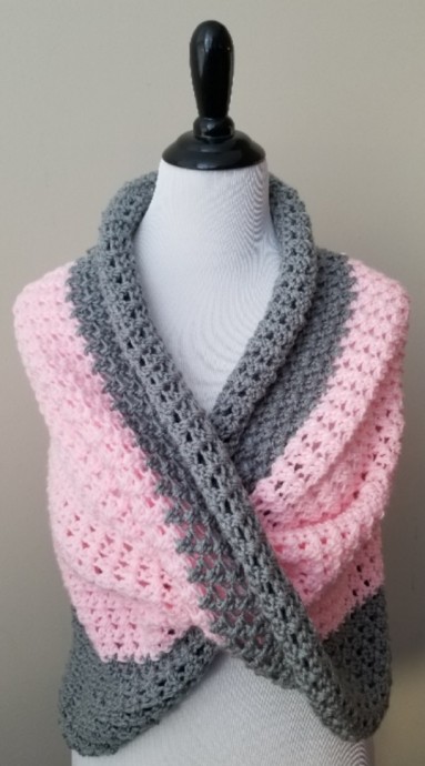 Helping our users. Crochet Mobius Wrap. Helping our users. Crochet Mobius Wrap.
