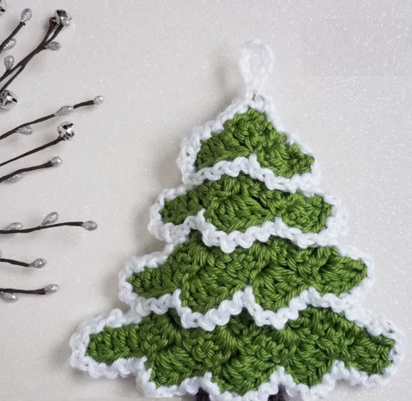 ​Crochet Christmas Tree Decoration