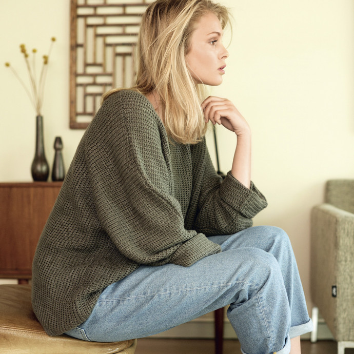 ​Oversize Crochet Pullover