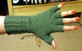 Inspiration. Knit Fingerless Gloves.