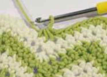 Crochet Bag with Pearl Edge Crochet Bag with Pearl Edge