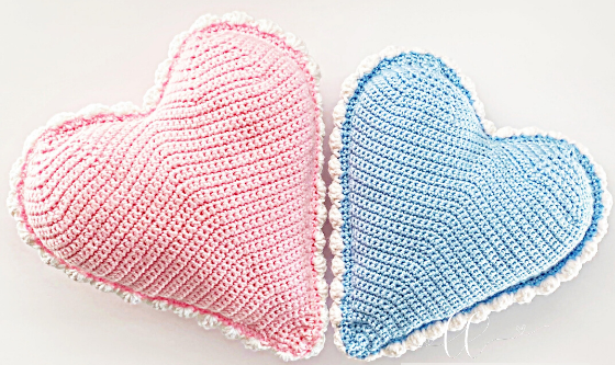 Helping our users. ​Crochet Heart Pillow.