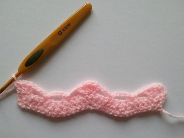 Nice and Elegant Crochet Waves Stitch Pattern