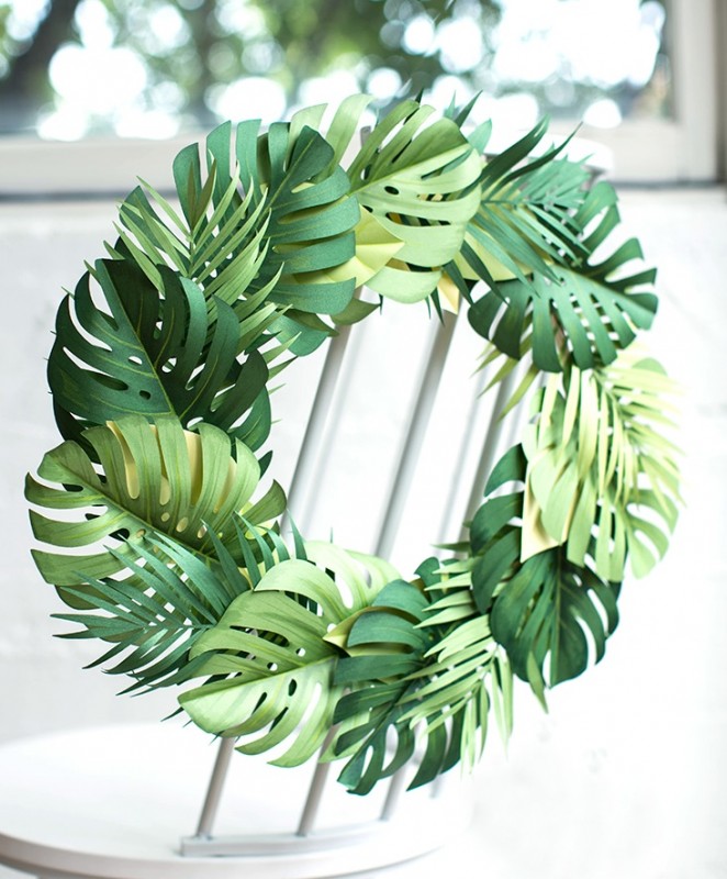 ​Tropical Wreath