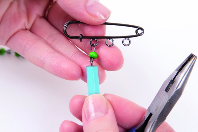 Pin-Brooch for Young Artist Pin-Brooch for Young Artist