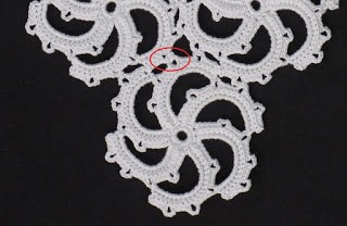 Complete Guide to Creating Medallions with DMC Cebelia Crochet Thread Complete Guide to Creating Medallions with DMC Cebelia Crochet Thread