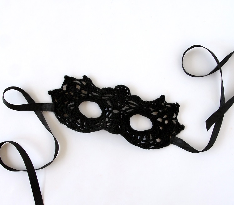 Helping Patty Docter. ​Crochet Masquerade Mask