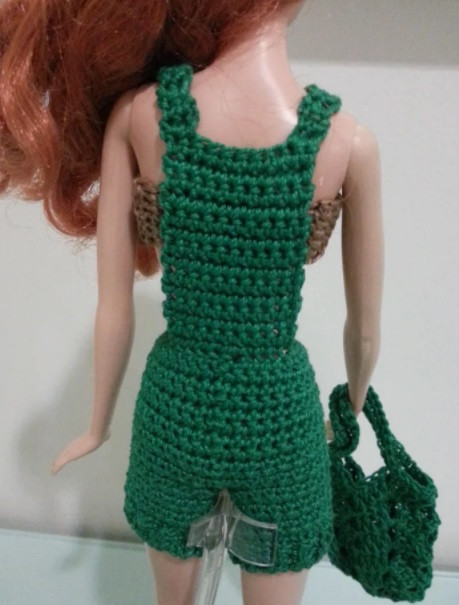 Helping our users. ​Crochet Romper for Barbie Doll.