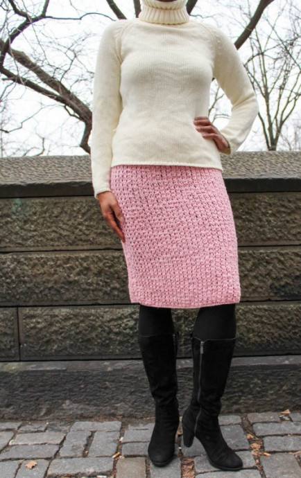 Complete Guide to Crocheting a Pretty Pink Skirt with Instructions and Patterns