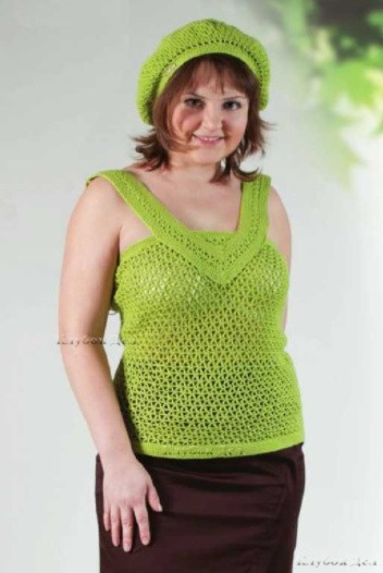 ​Crochet Green Blouse and Beret