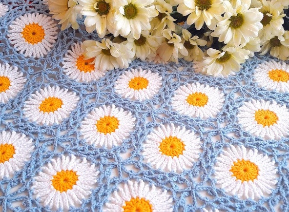 Crochet Daisy Square