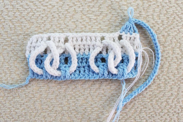 ​Crochet Interlaced Cords Stitch