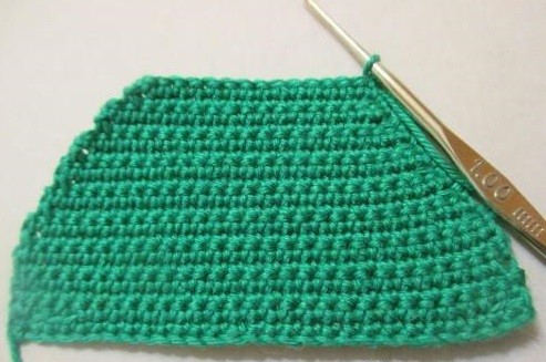How to Decrease or Increase Stitches With Crochet Hook