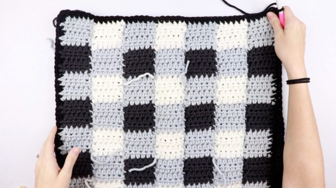 ​Crochet Pillow Case with Squares