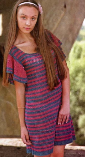 Complete Guide to Crocheting a Stylish Alpaca Sweater in S-M Size Complete Guide to Crocheting a Stylish Alpaca Sweater in S-M Size